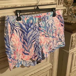 Lilly Pulitzer Buttercup shorts EUC